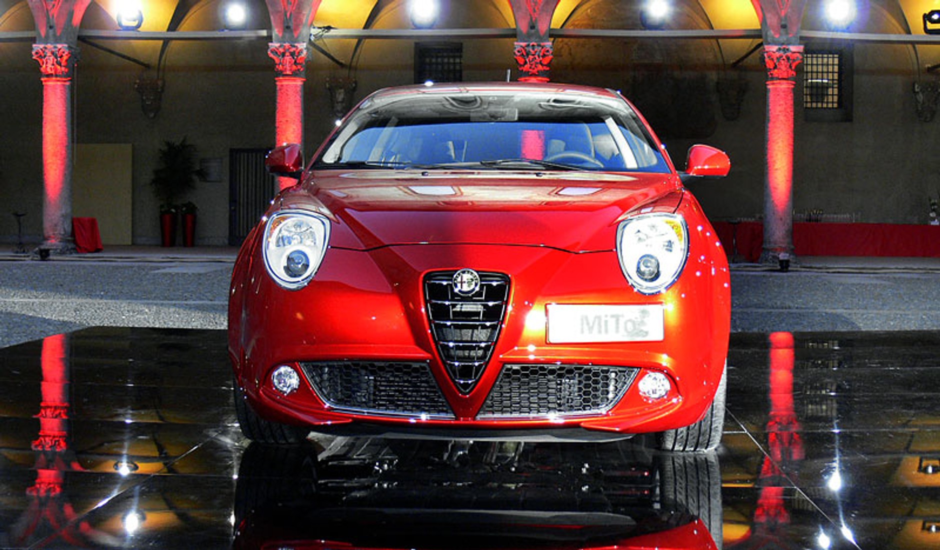 Alfa Romeo MiTo z tytułem Auto Europa 2008