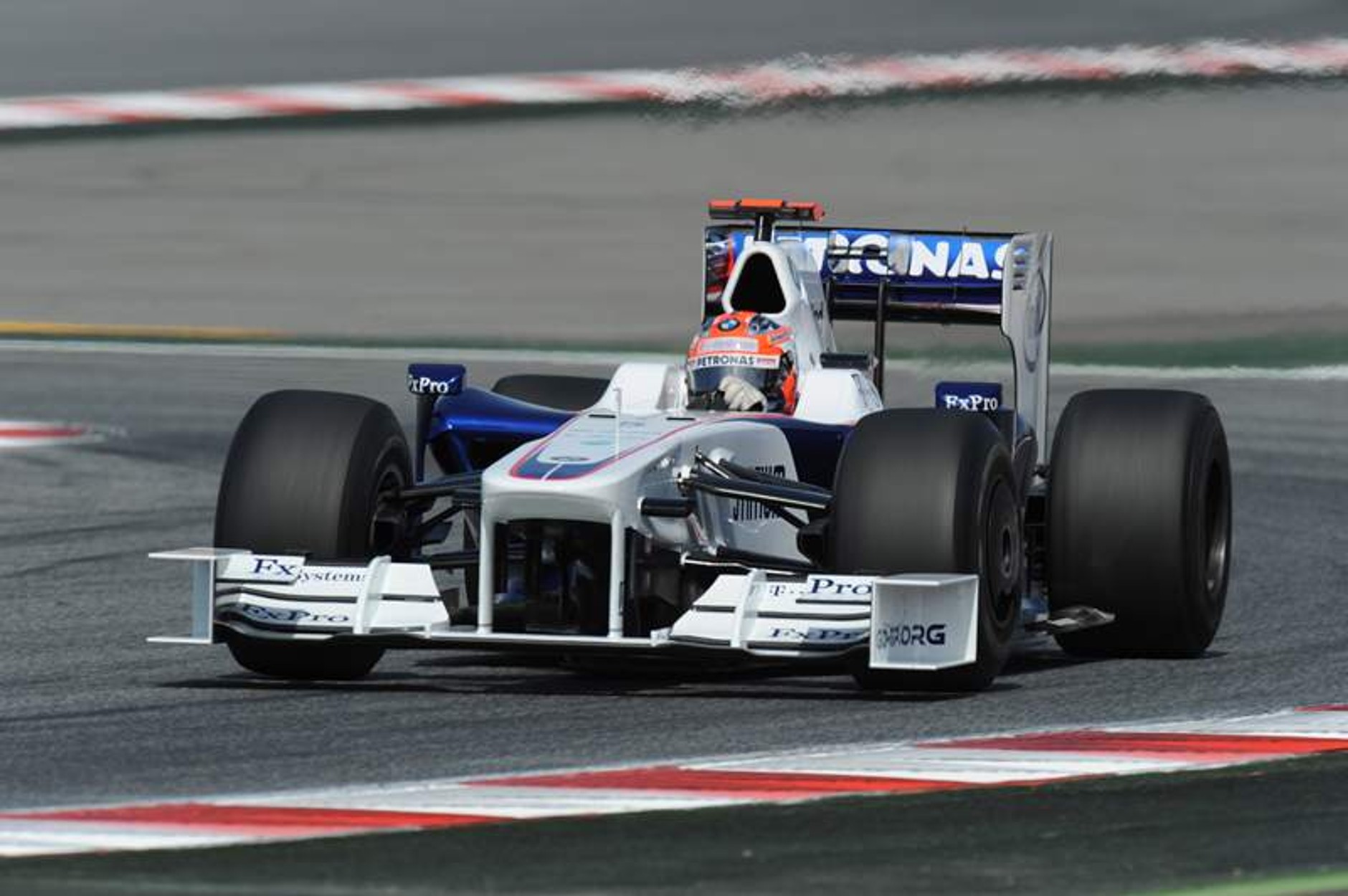 Grand Prix Hiszpanii 2009: niedościgniony Button, słaby Kubica (fotogaleria)