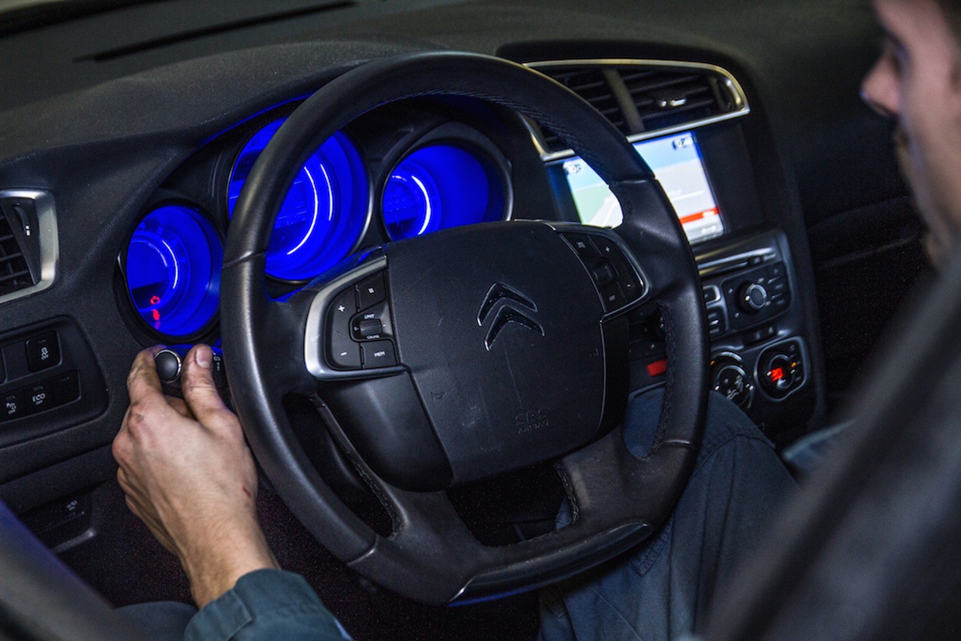 Przegląd z Auto Światem za 49 zł