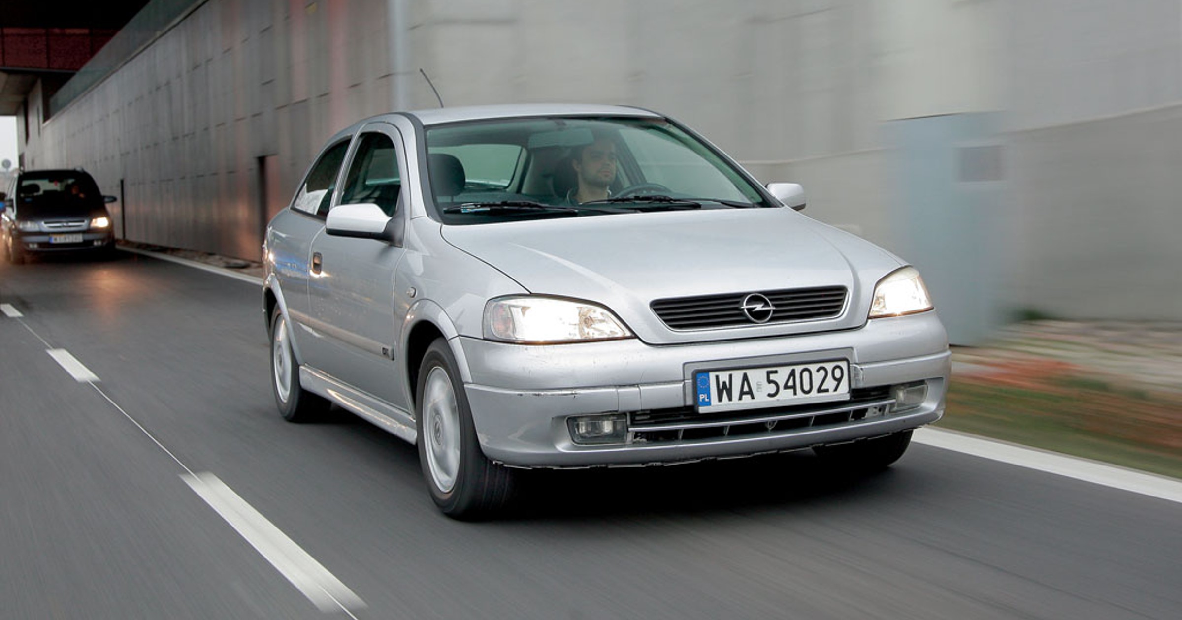 Opel Astra 2. generacji - który silnik wybrać 1.4 czy 1.6?