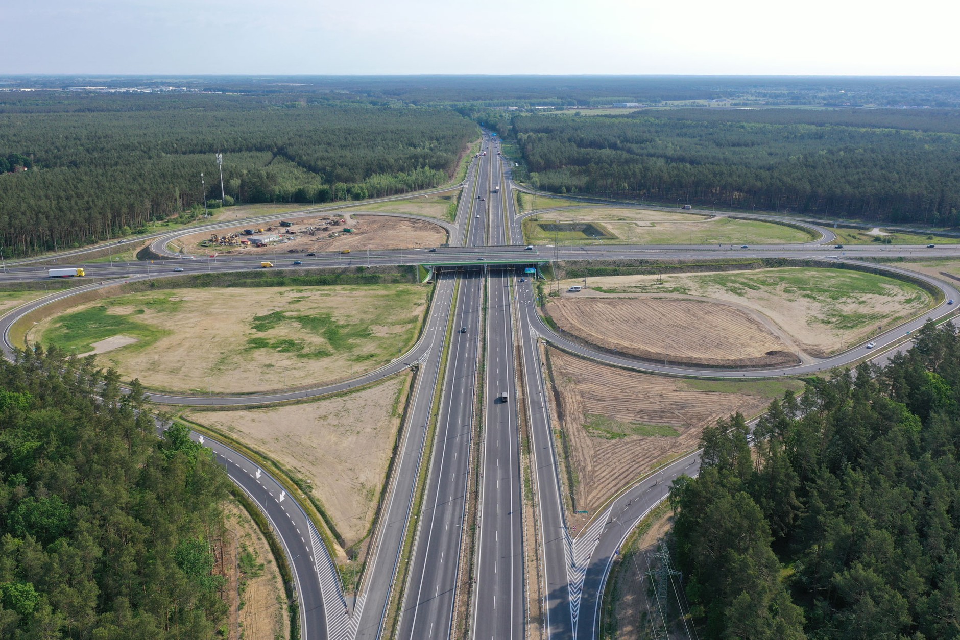 Węzeł na połączeniu autostrady A6 i drogi krajowej 10