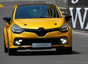 275-konne Renault Clio R.S.16 szalało po Monako