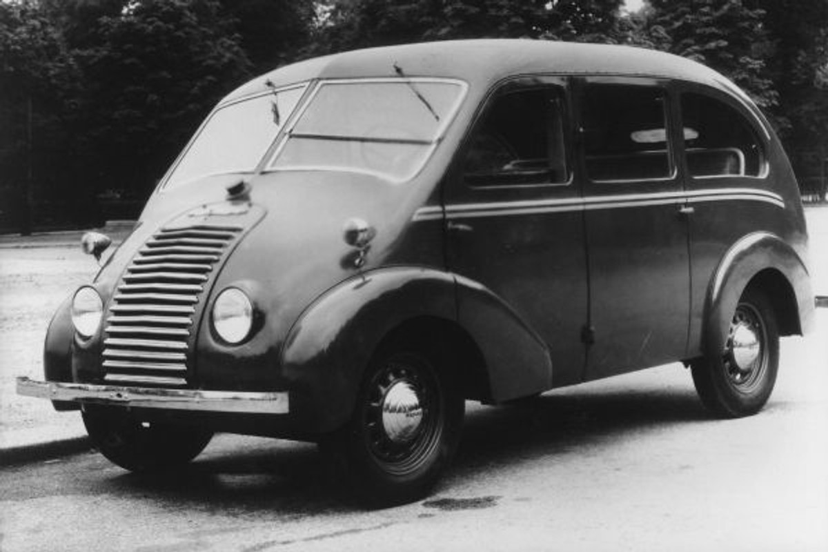 Renault Juvaquatre prototyp Taxi 1948 r.