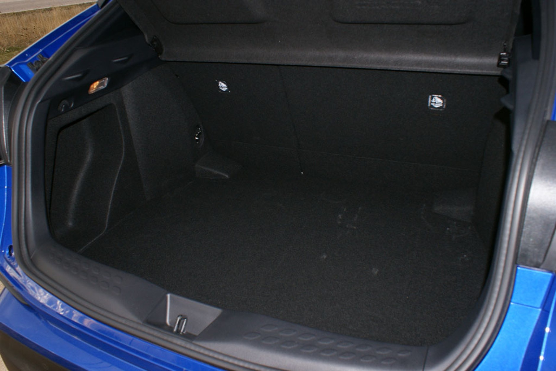 Toyota C-HRa - hybrydowy SUV w rozsądnej cenie