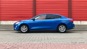 Ford Focus Sedan 1.0 EcoBoost – jeszcze niewymarły gatunek
