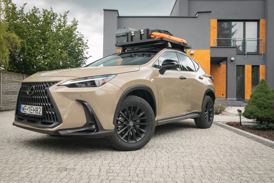 Akcesoria do Lexusów w ramach akcji "Wakacje All-Inclusive"