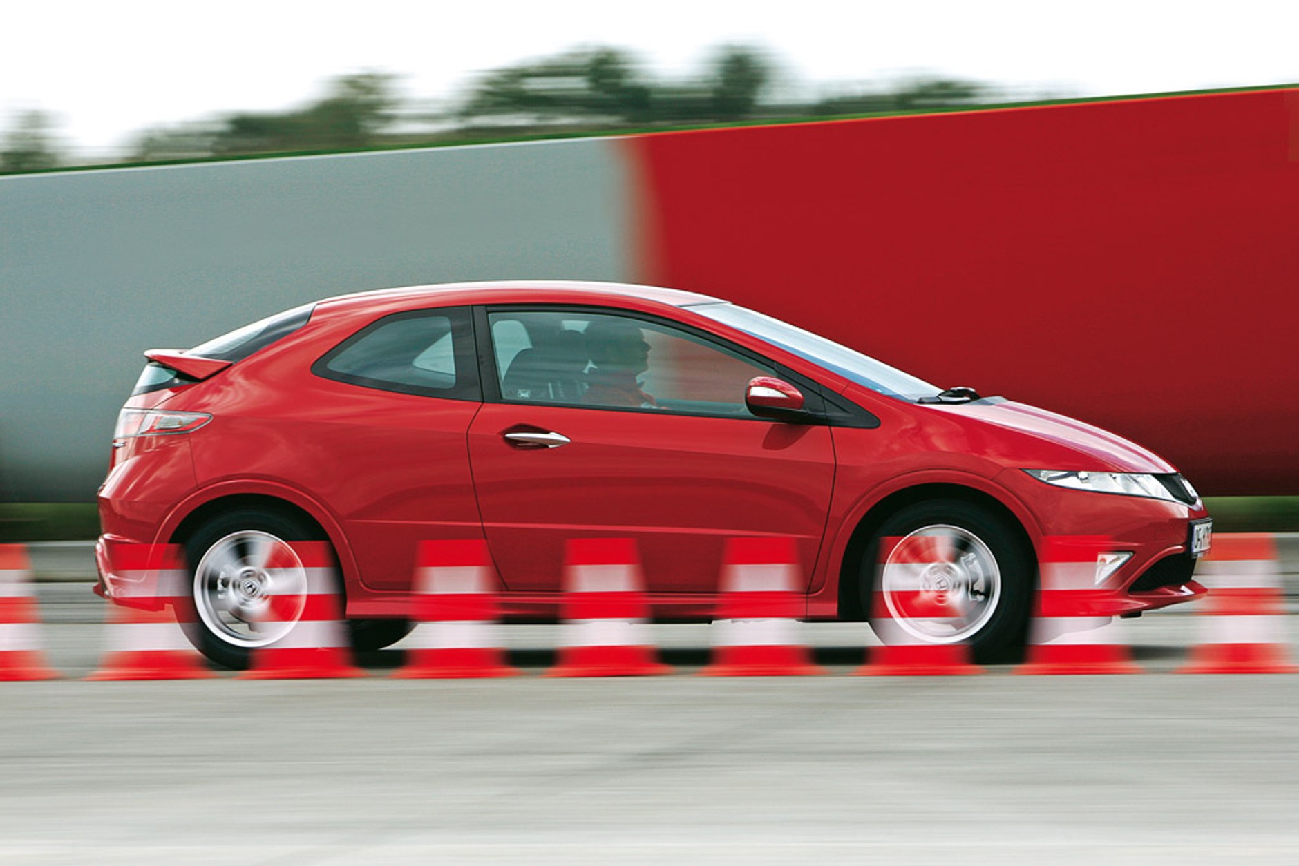 Audi A3 1.2 TFSI kontra Honda Civic 1.4 i-VTEC: Armagedon  z turbodoładowaniem