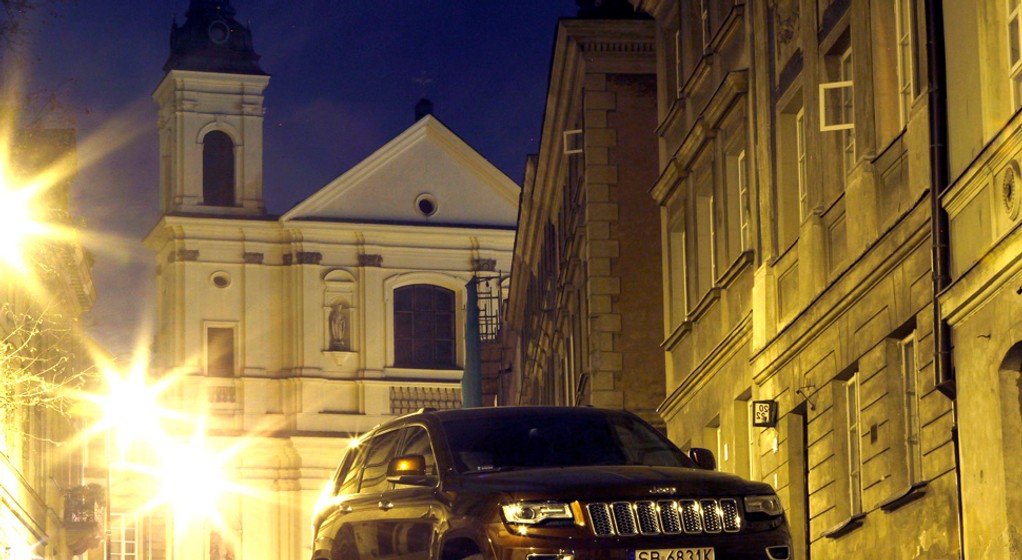 Grand Cherokee w terenie 