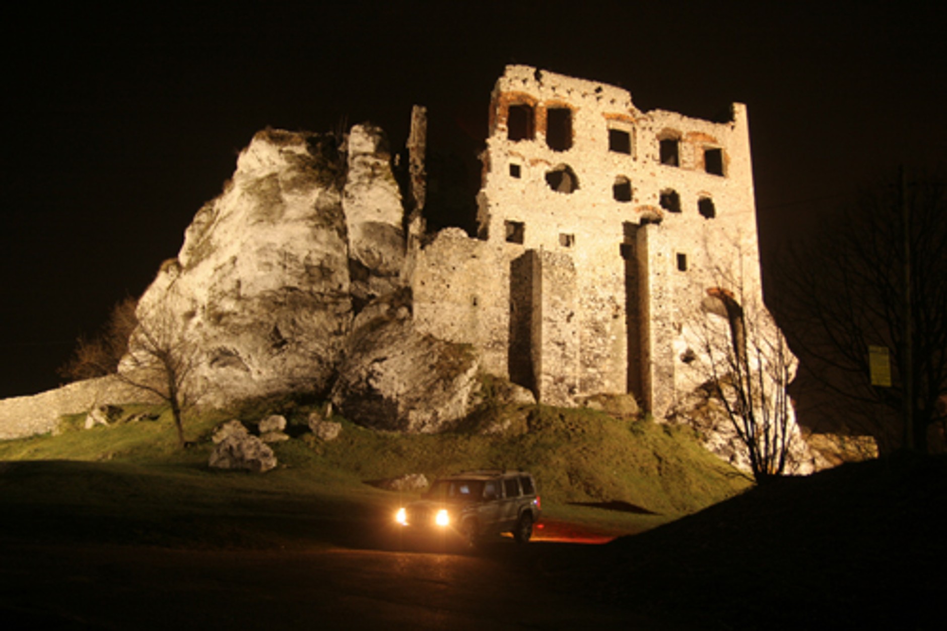 Jura Krakowsko-Częstochowska - Zamki i dużo piasku
