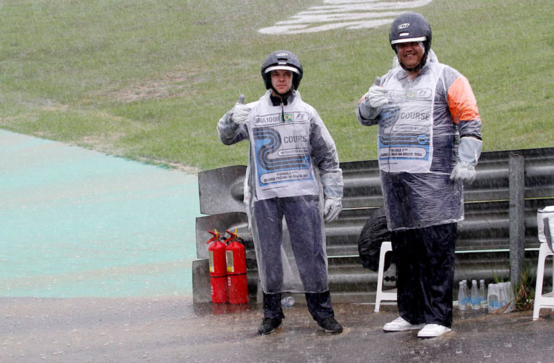 Grand Prix Brazylii 2009: Jenson Button mistrzem świata - fotogaleria Jiří Křenek