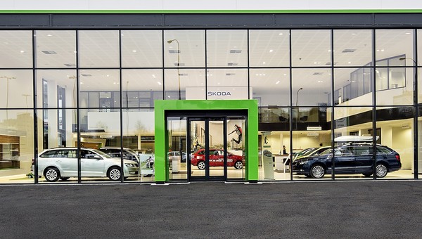 Rynek motoryzacyjny zamiera – dane za początek kwietnia