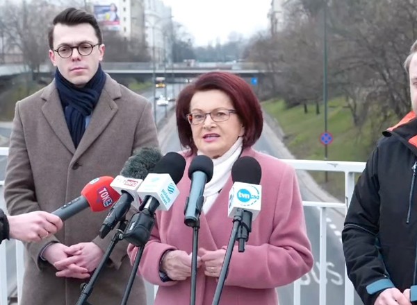 Posłanka Solidarnej Polski o samochodach elektrycznych. Weryfikujemy jej argumenty