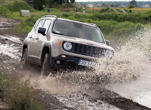 Jeep Renegade 2.0 MJD Trailhawk - mów mi: twardziel