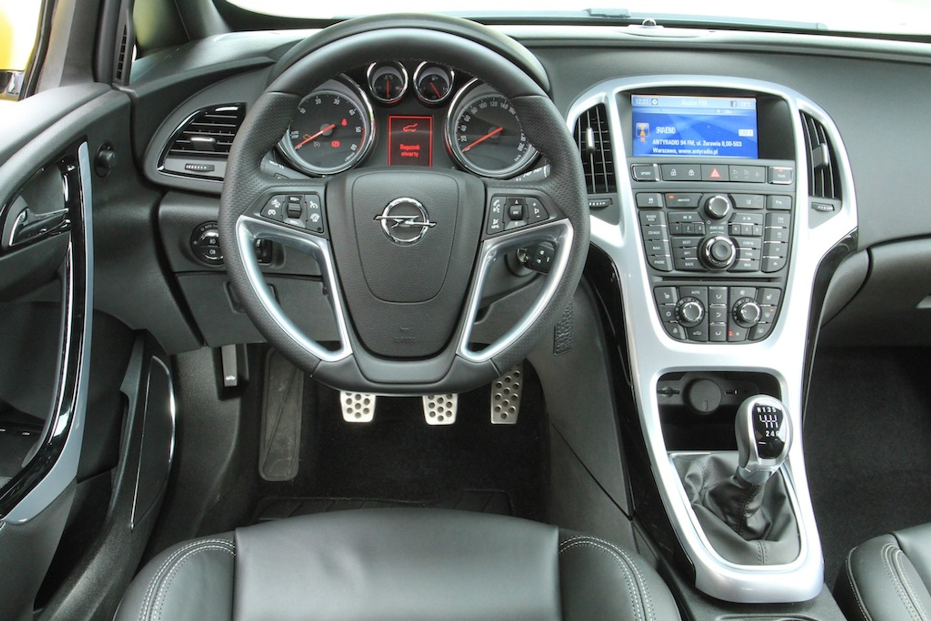 Opel Astra GTC 2.0 CDTI test