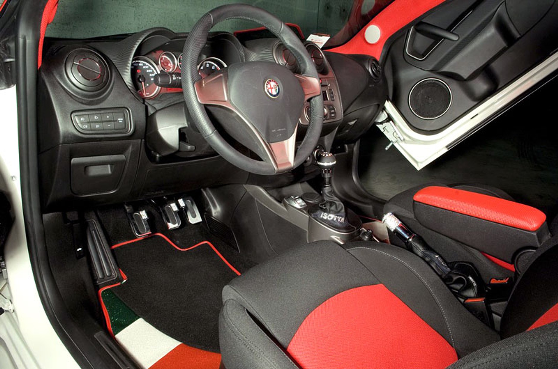 Essen Motor Show 2008: Alfa MiTo M430 jak małe Ferrari