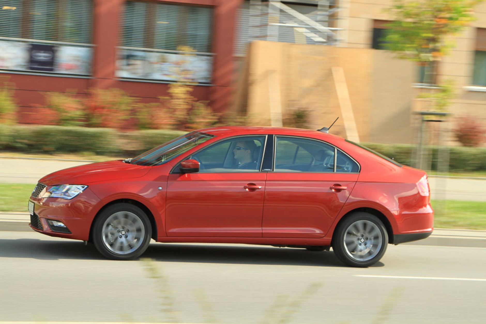 Seata Toledo - Auto dla nowoczesnej rodziny