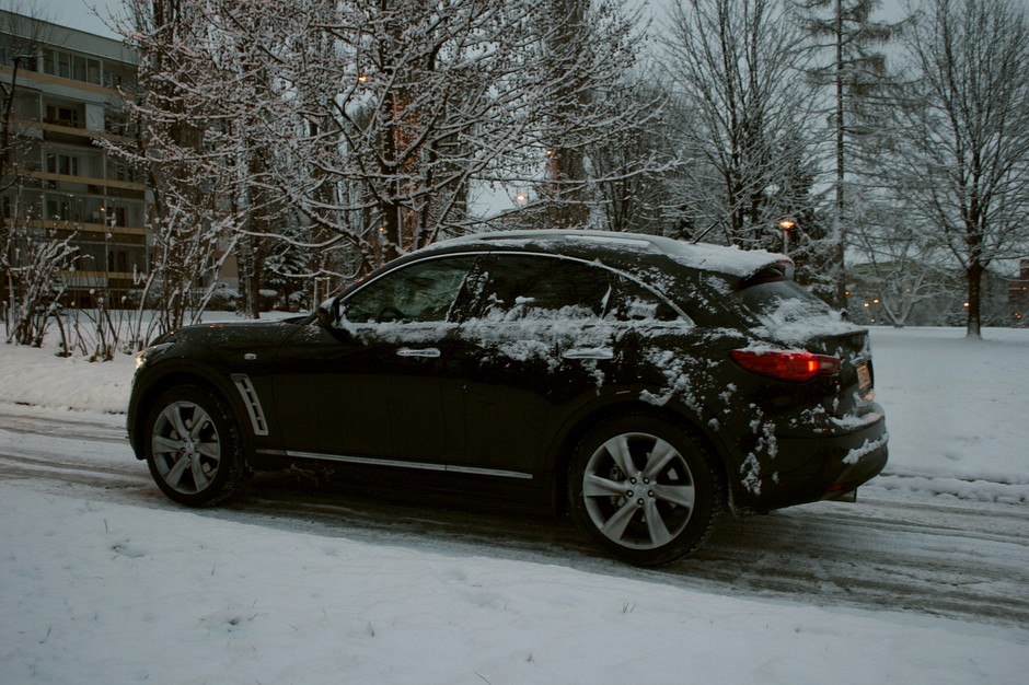 Infiniti FX50