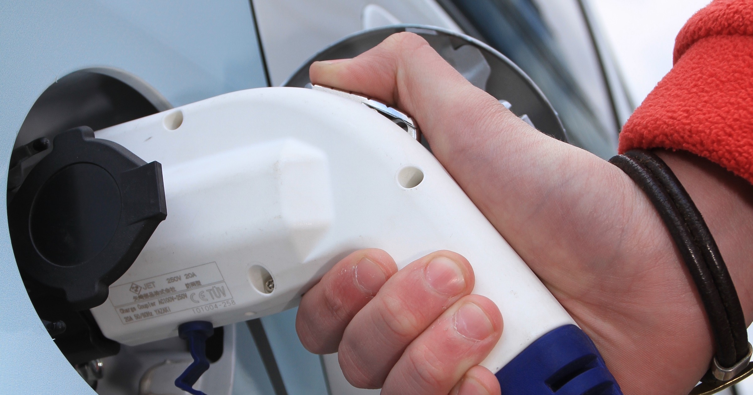 Chińczycy wybudują w Poznaniu fabrykę części od aut elektrycznych