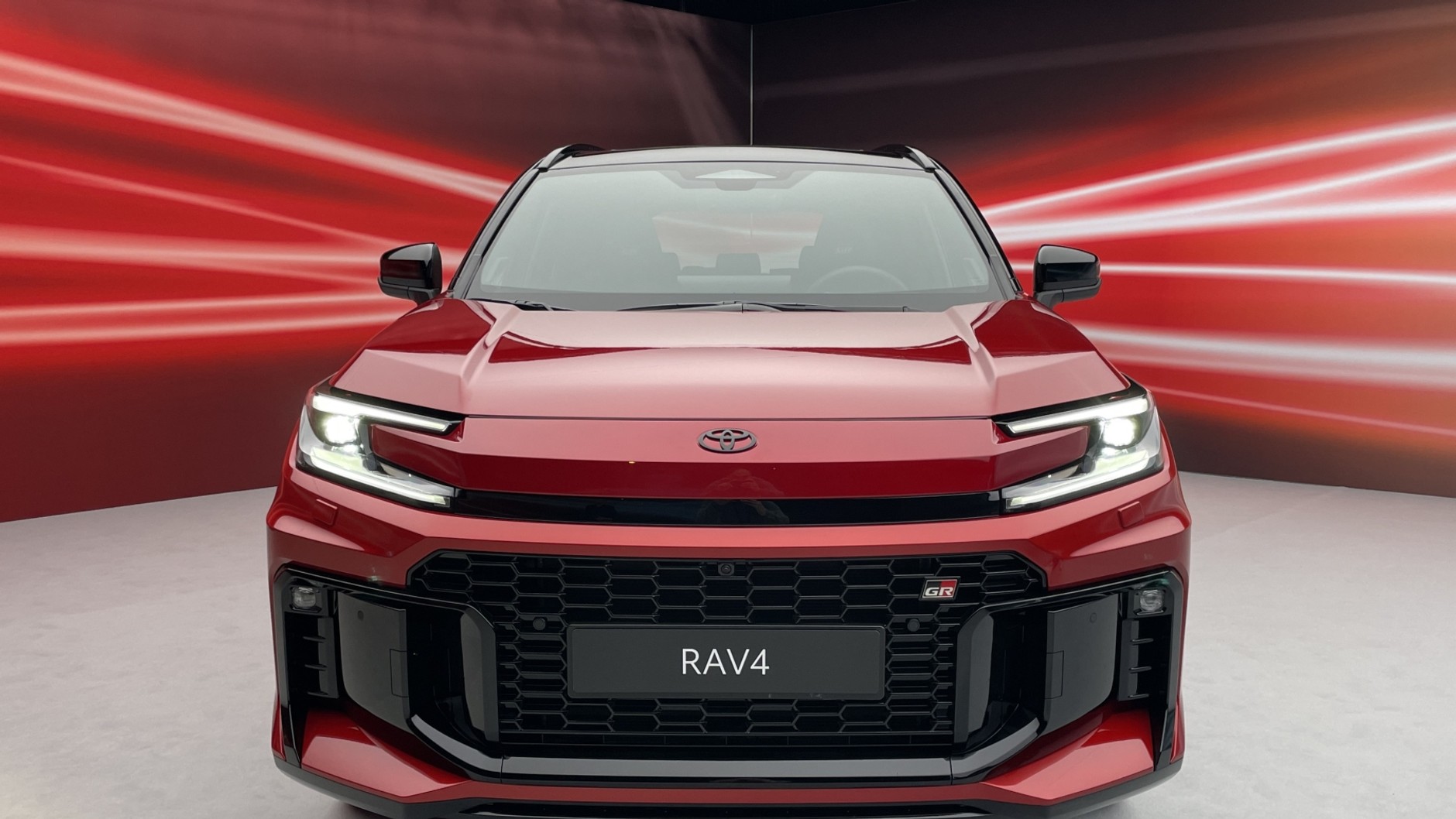 Nowa Toyota RAV4 GR Sport (2025)