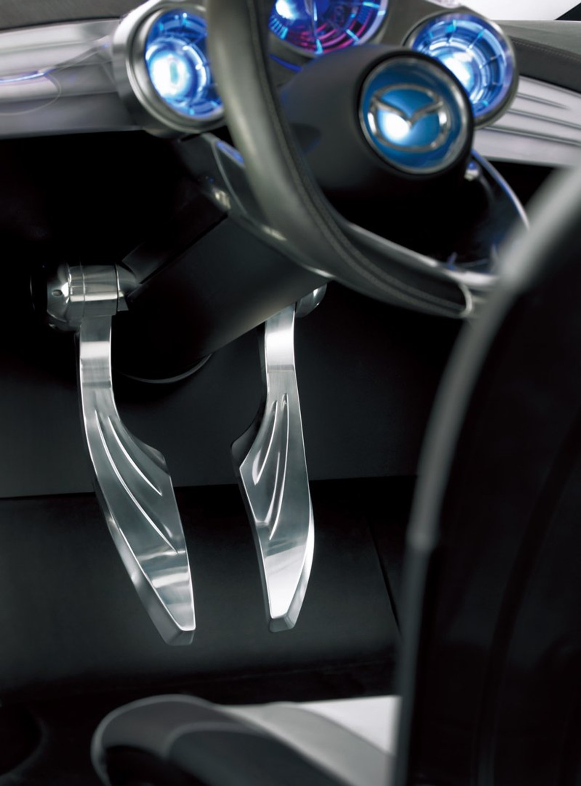 Detroit 2007: Mazda Ryuga jak sen (+ video)