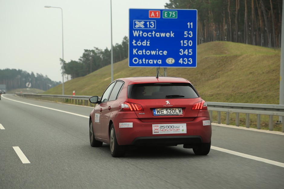 Peugeot 308: test 25 tys. km non stop