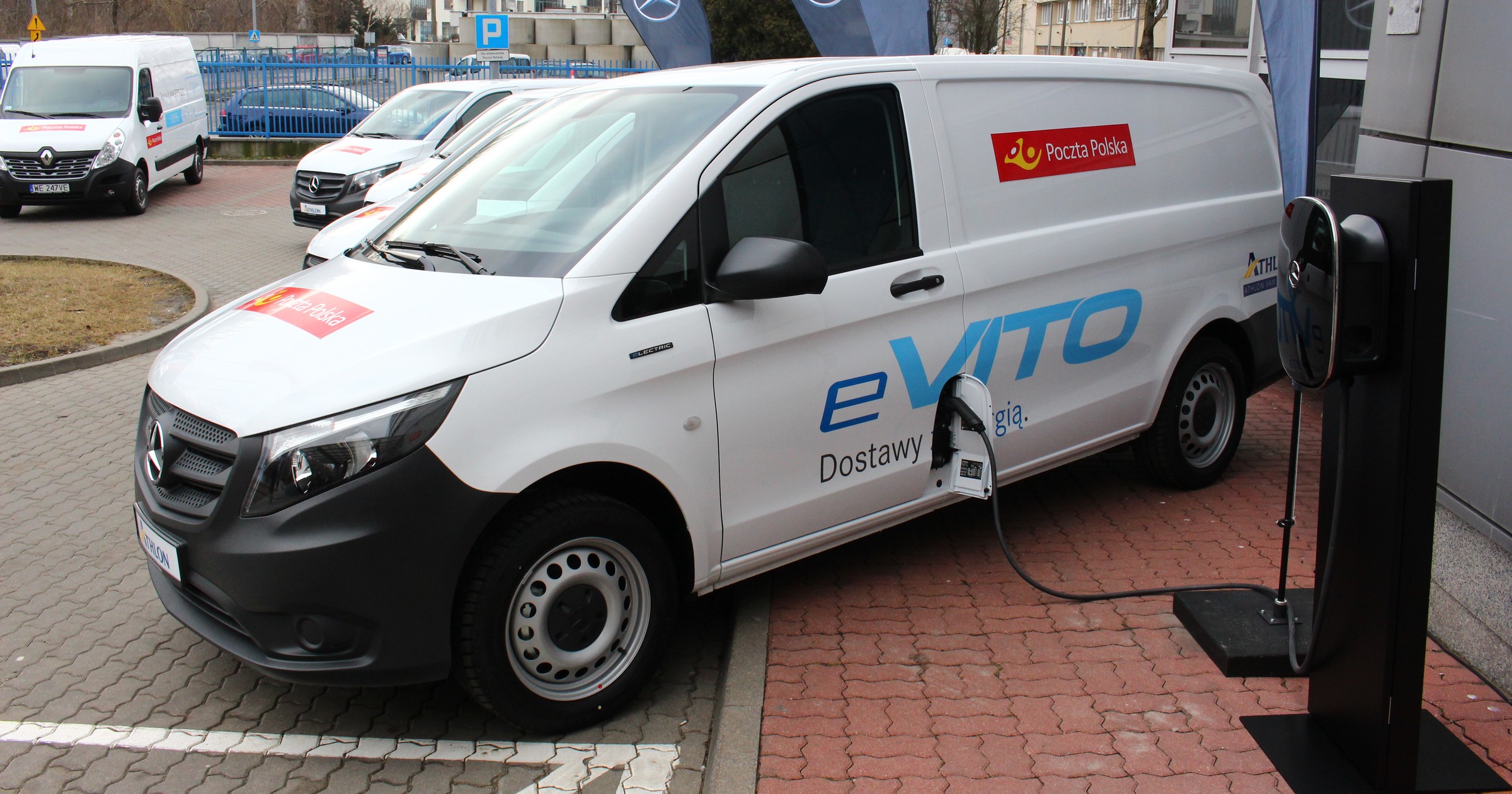 Poczta Polska testuje elektryczne dostawczaki