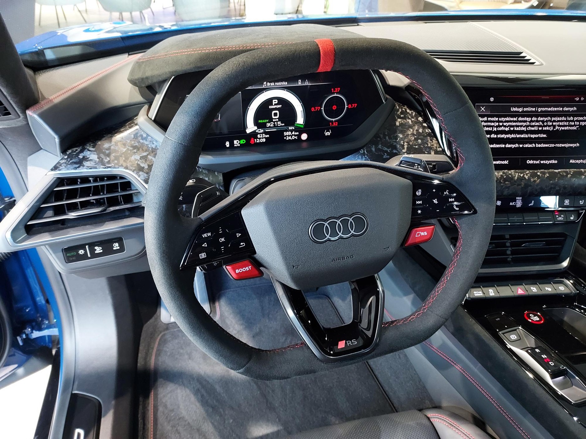 Nowe Audi e-tron GT. Kokpit topowej wersji RS Performance