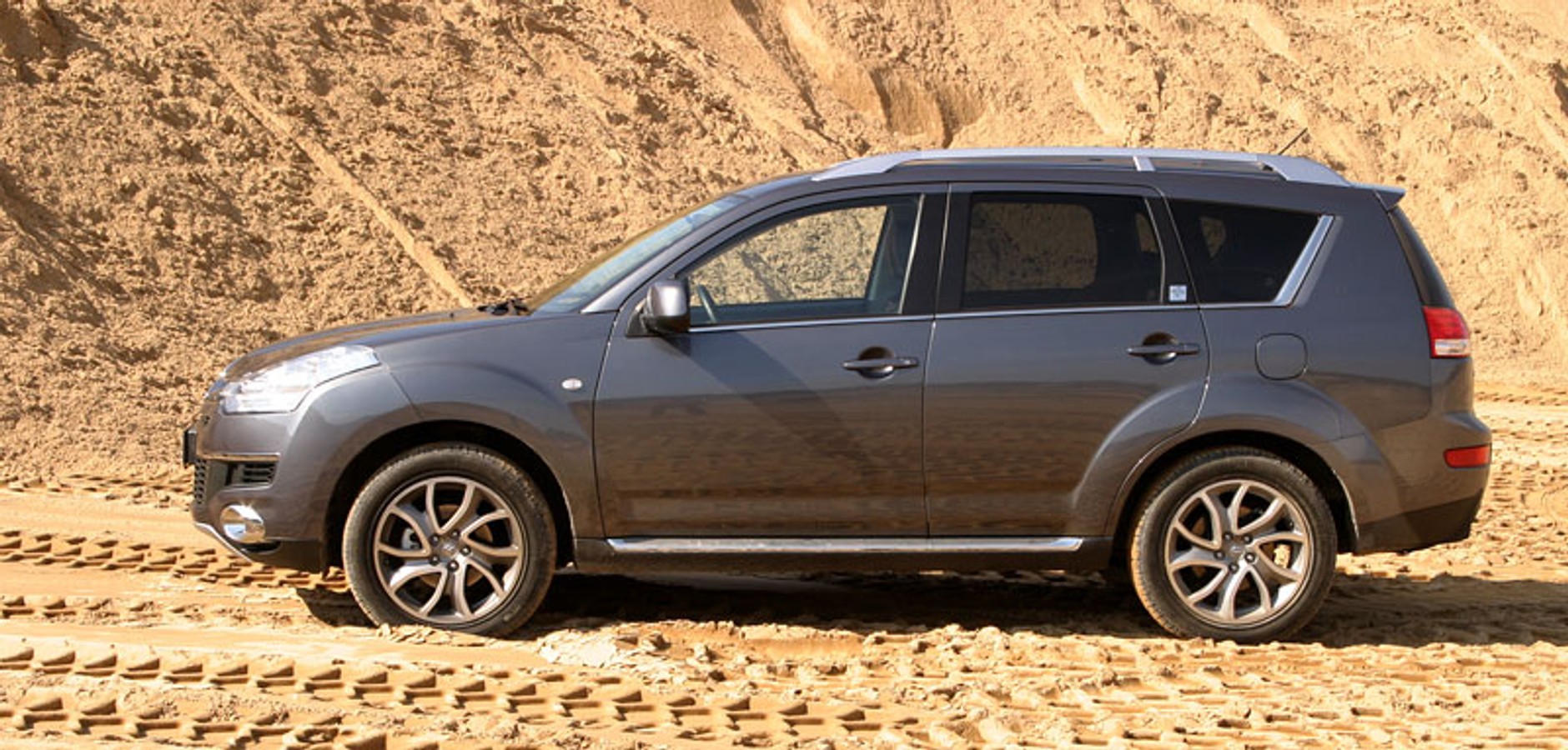 Citroën C-Crosser 2,2 HDI - spełnienie marzeń za 140 tys. zł