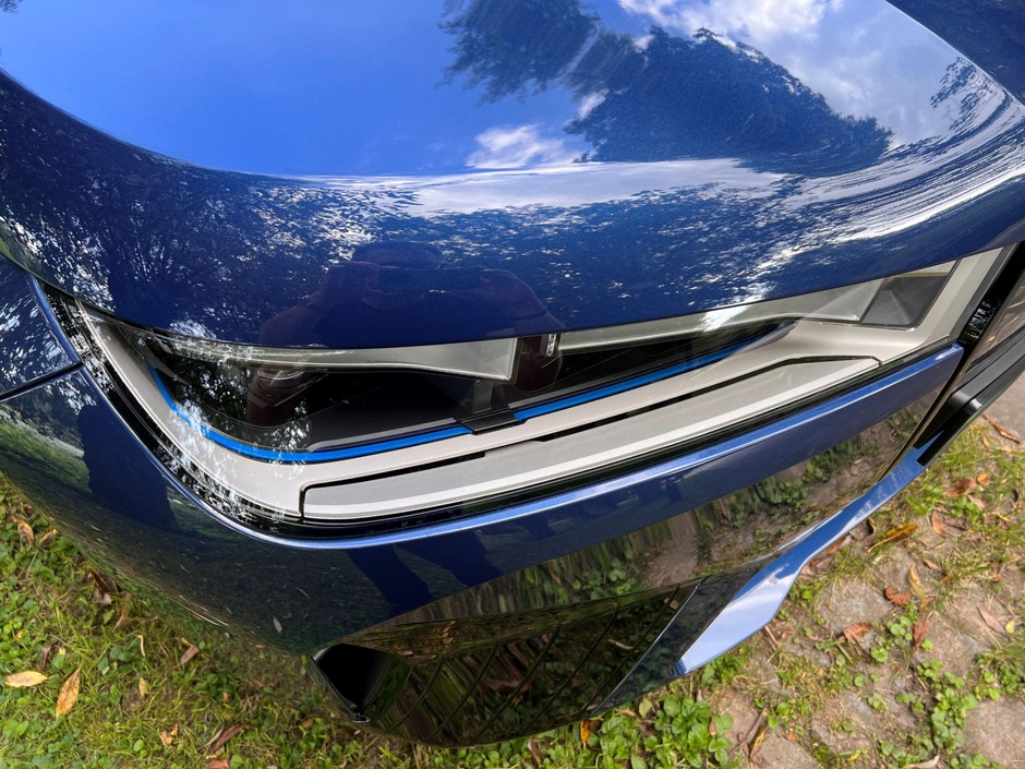 BMW iX M60