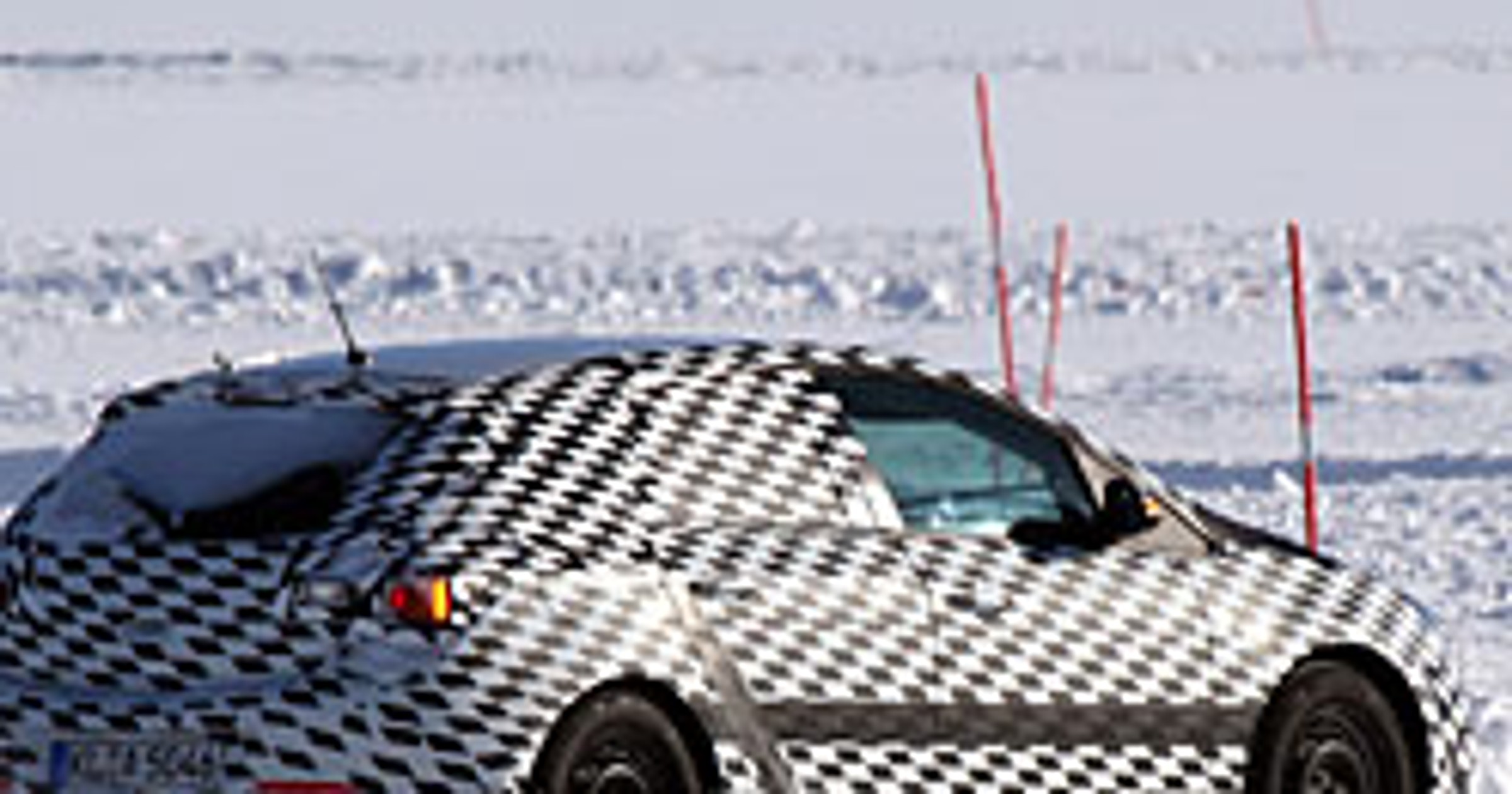 Zdjęcia szpiegowskie: nowy Opel Astra - partia szachowa