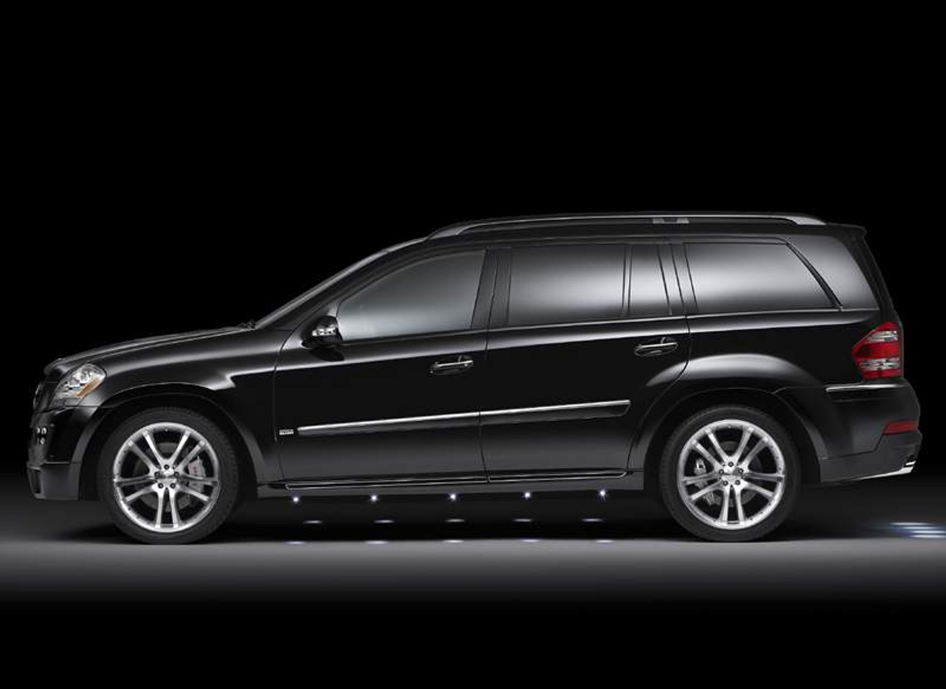 Mercedes GL Brabusa - ostry jak brzytwa