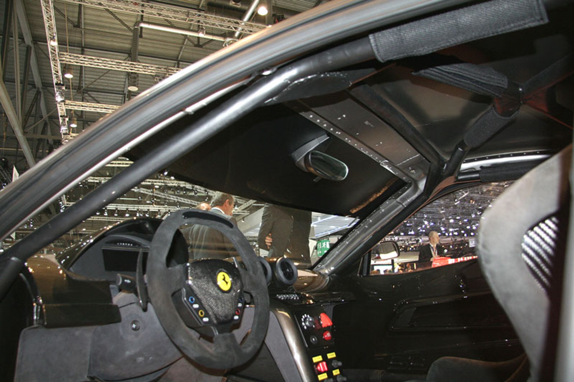 Ferrari w pierwszym półroczu 2009 zwiększyło udziały w rynku