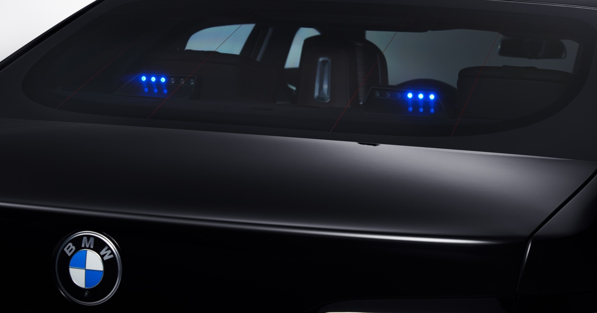 Prezydent Karol Nawrocki jeździ opancerzoną limuzyną BMW serii 7 Protection