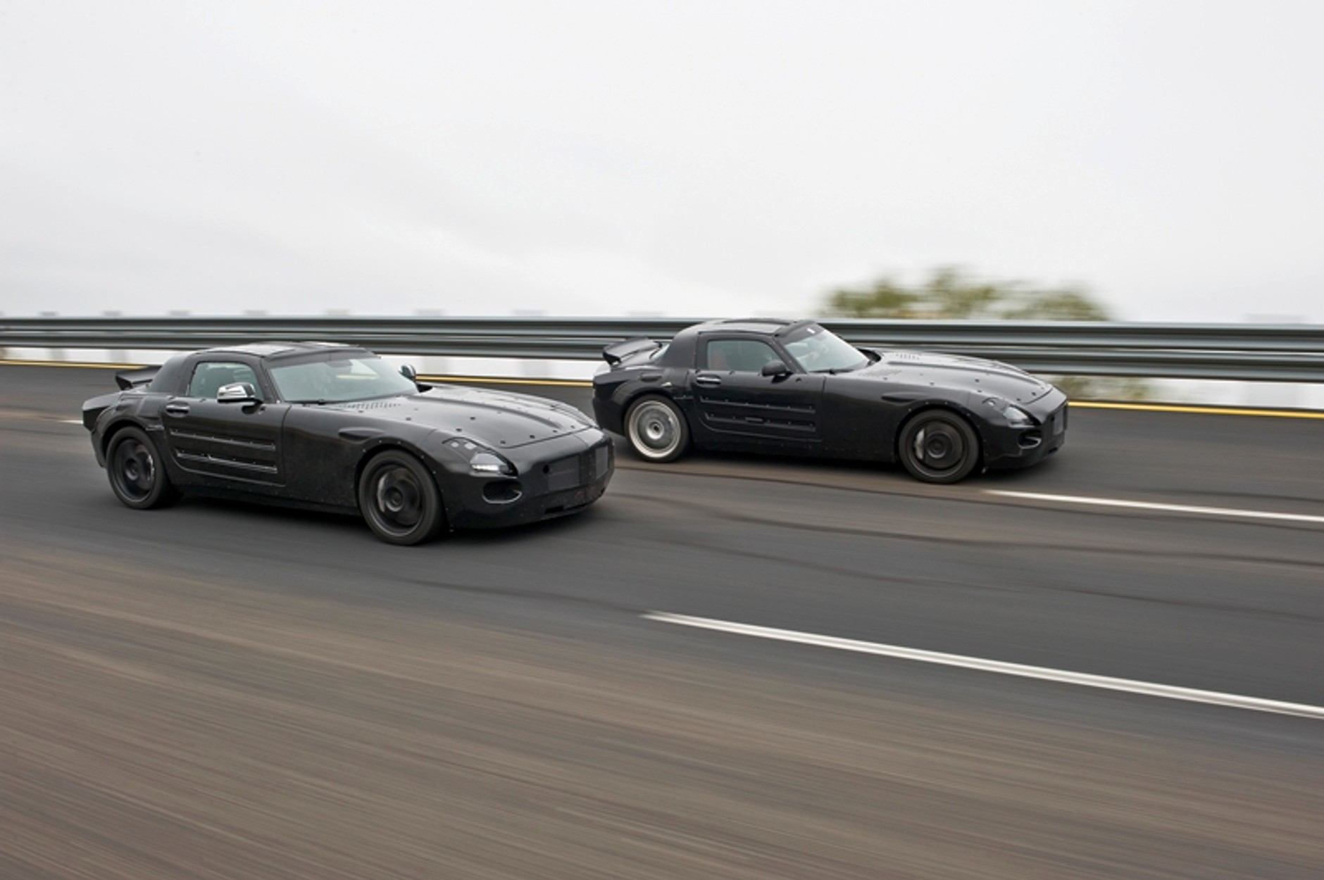 Mercedes SLS AMG w całej okazałaości