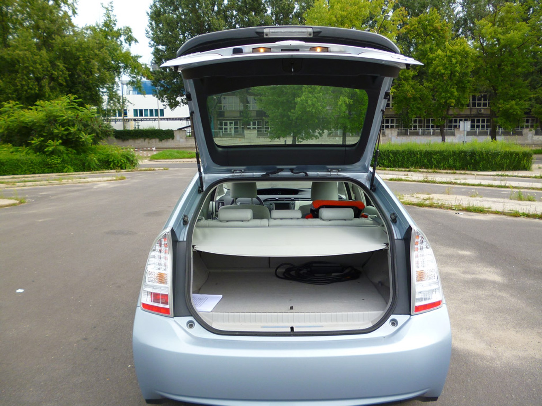 Mówisz hybryda, myślisz Prius