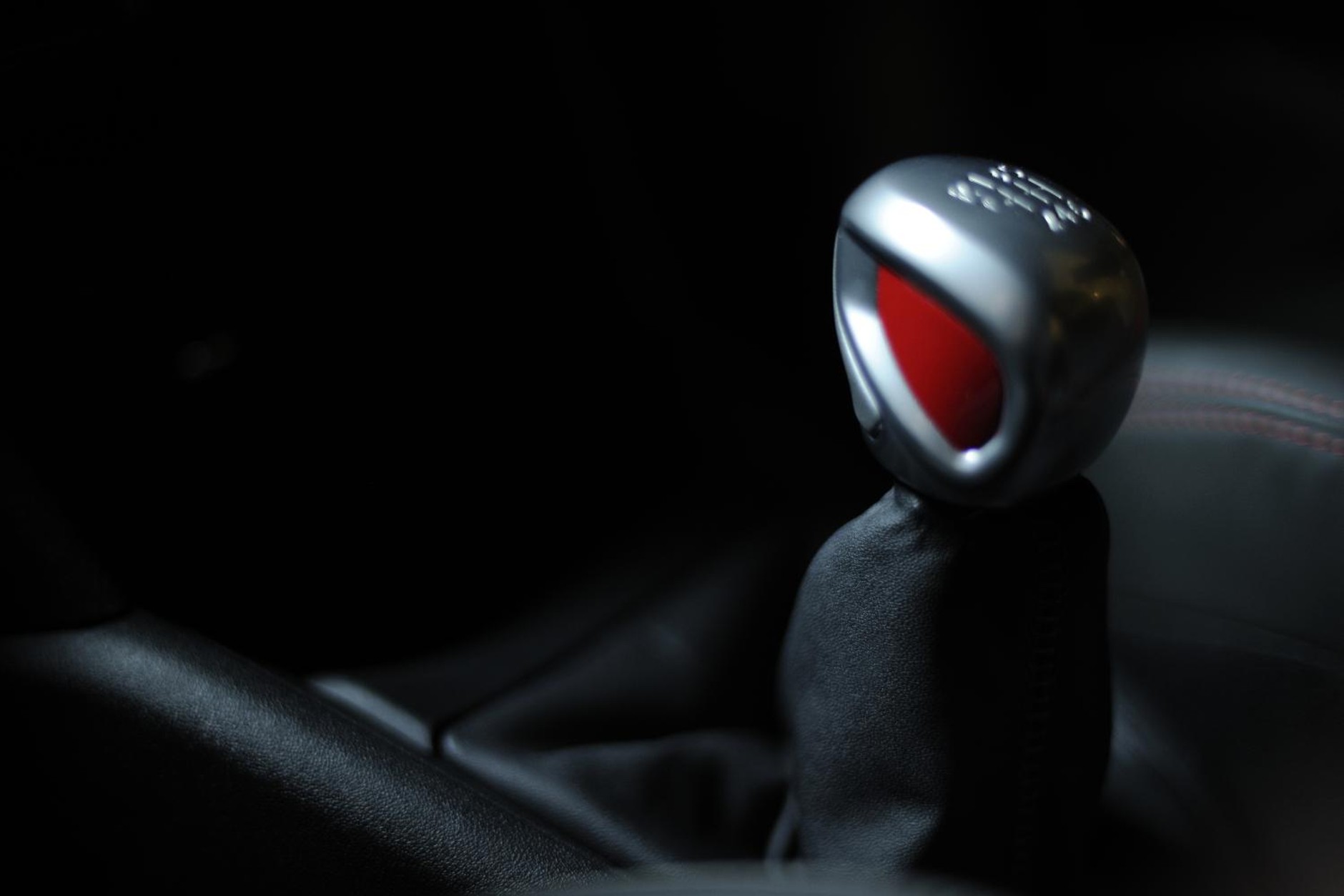 Peugeot 208 GT i XY: dwie koncepcje