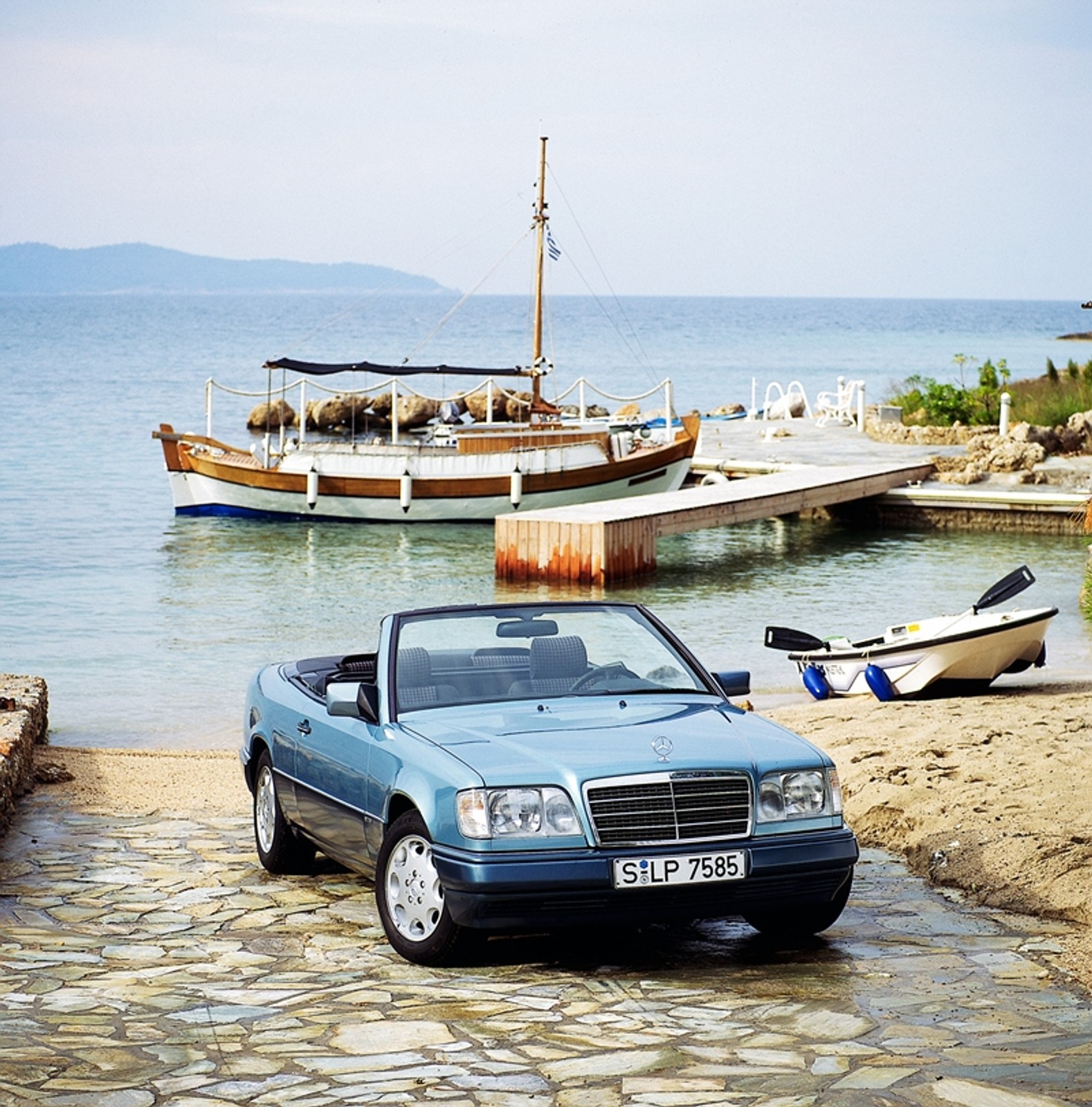 Mercedes W124 Cabrio – z pięknem trzeba obcować
