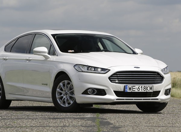 Modny i ekonomiczny - Ford Mondeo 2.0 Hybrid