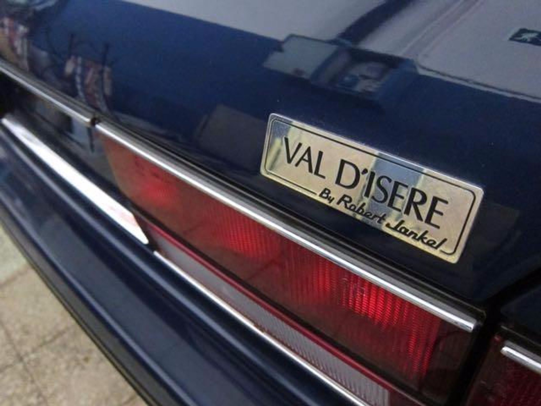 Bentley kombi z firmy Robert Jankel Design z Weybridge