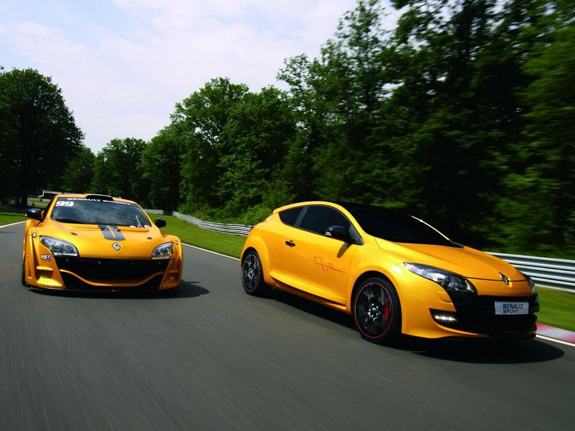 Megane RS 265 Trophy - Najszybsze drogowe Renault