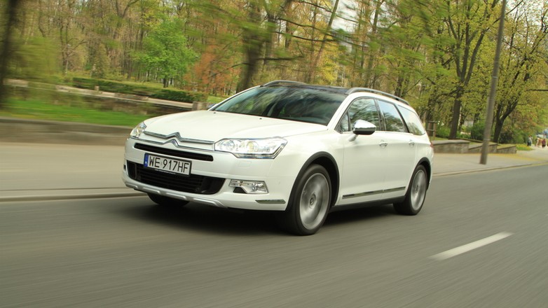 Citroen C5 CrossTourer 2.2 HDi aut (10)