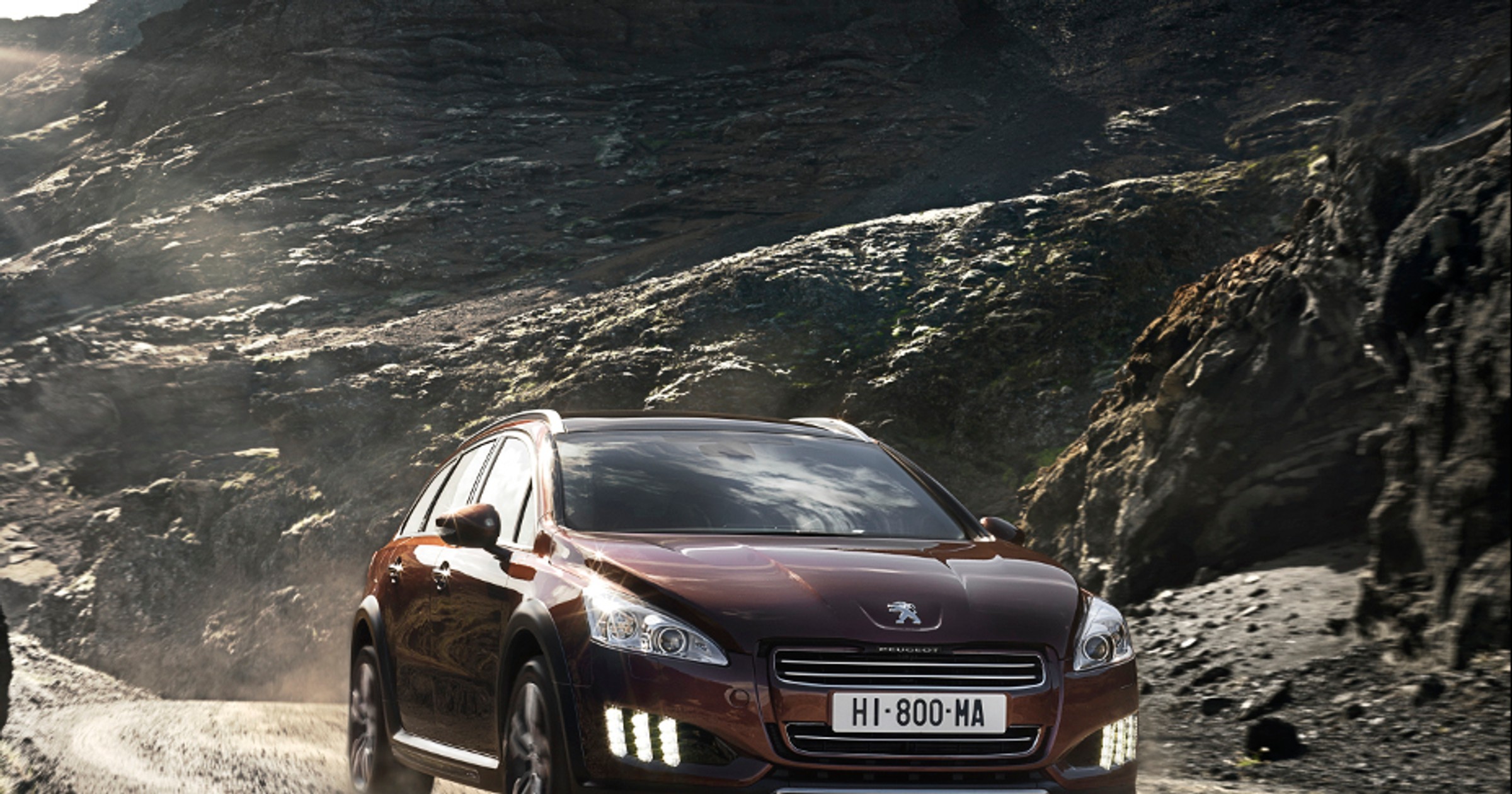 Peugeot 508 RXH – Hybryda na bezdroża
