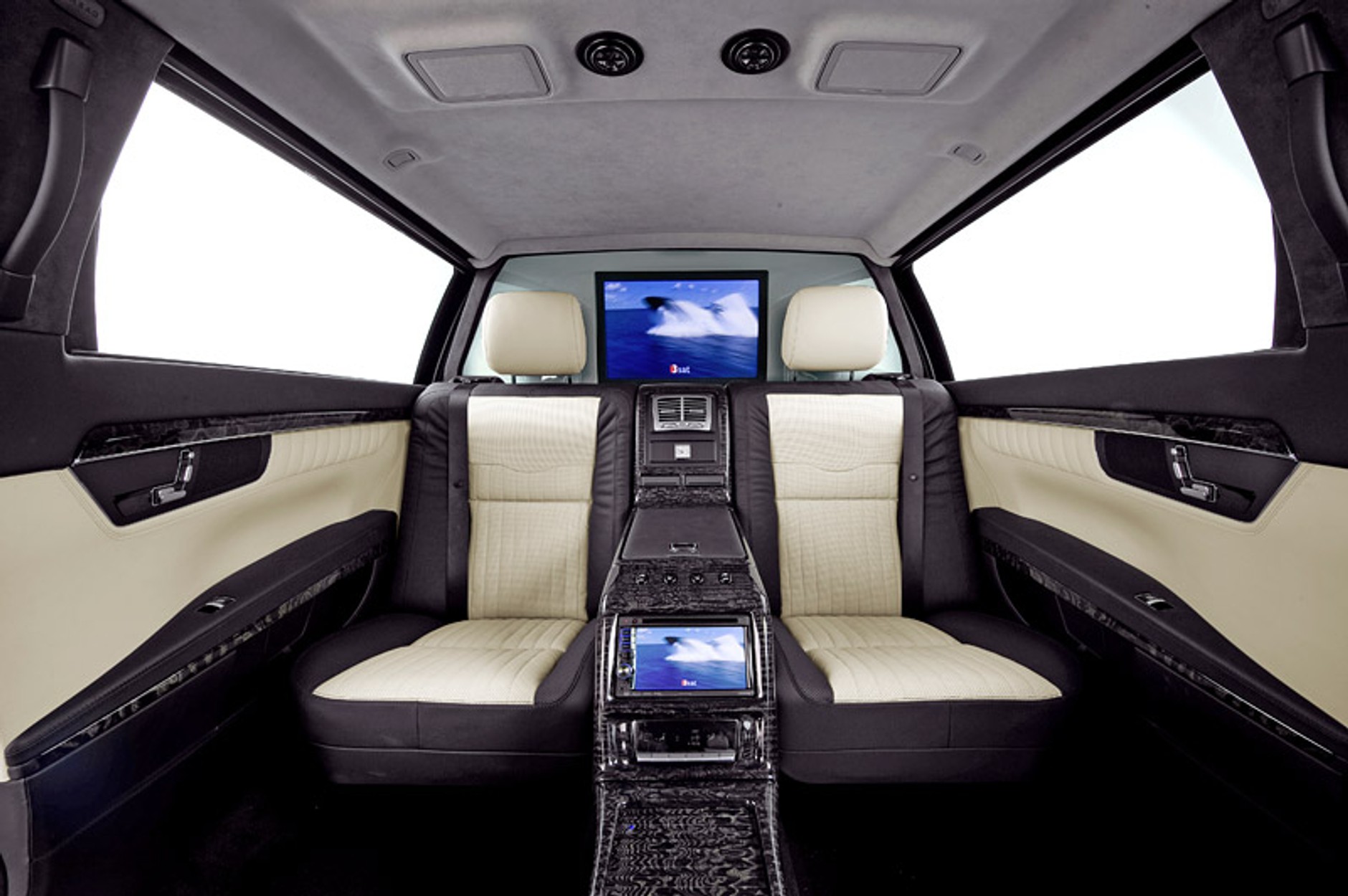 Paryż 2008: Mercedes S 600 Pullman Guard – nowa limuzyna dla głów państw