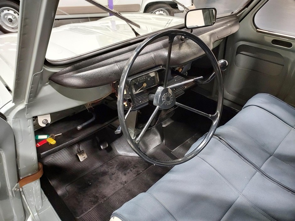Renault R4