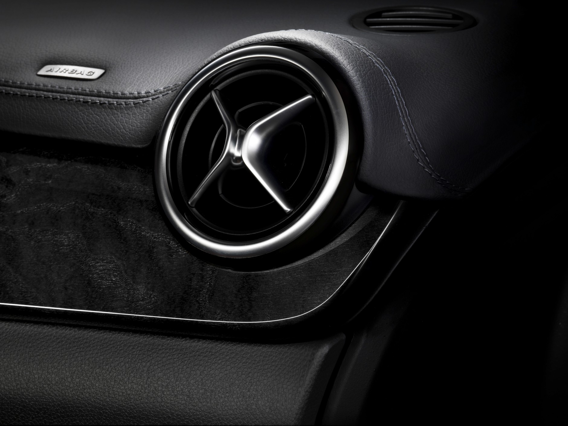 Mercedes B klasa z nowym wnętrzem