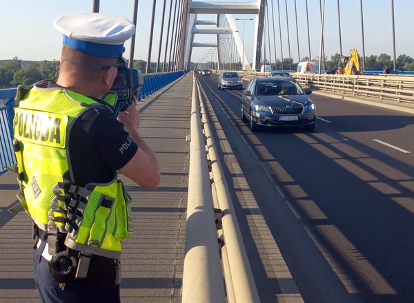 Wielu kierowców straci prawo jazdy. Policjanci rozpoczęli akcję "Prędkość"