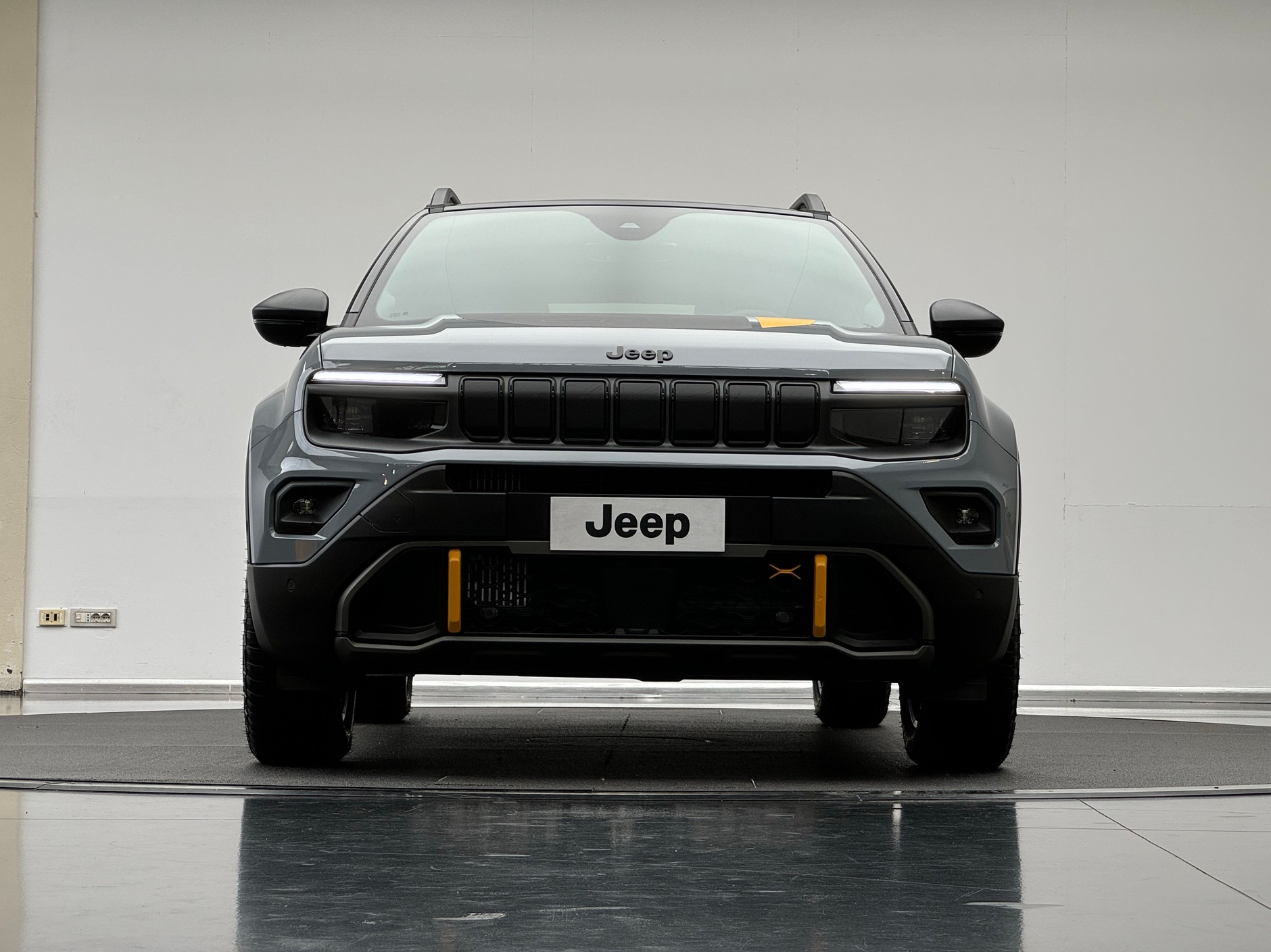 Jeep Avenger 4xe w wersji The North Face Edition