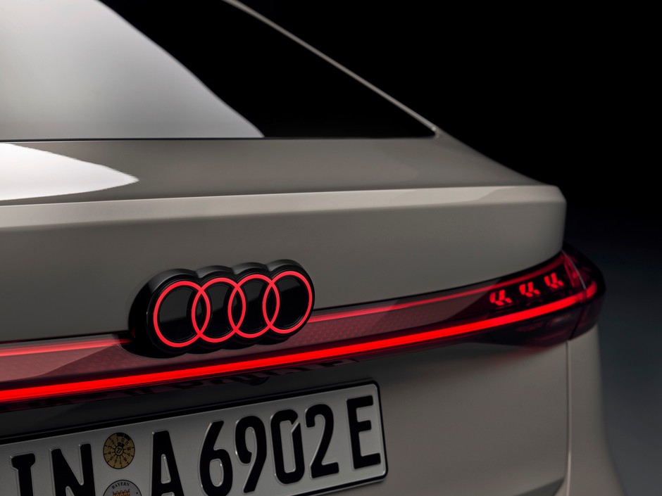 Audi A6 e-tron