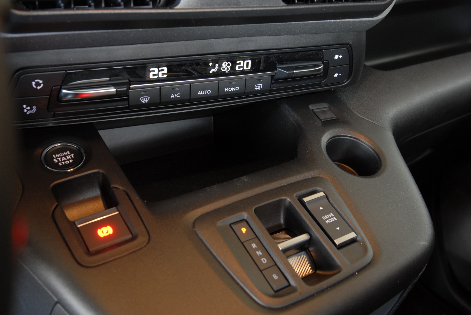 Citroën ë-Berlingo M Shine 100 kW akumulator 50kWh