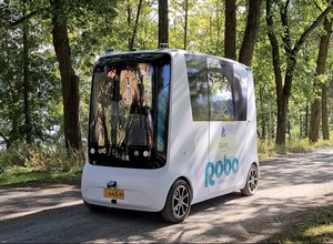 Autonomiczny bus znów w Gdańsku. Kursuje po cmentarzu